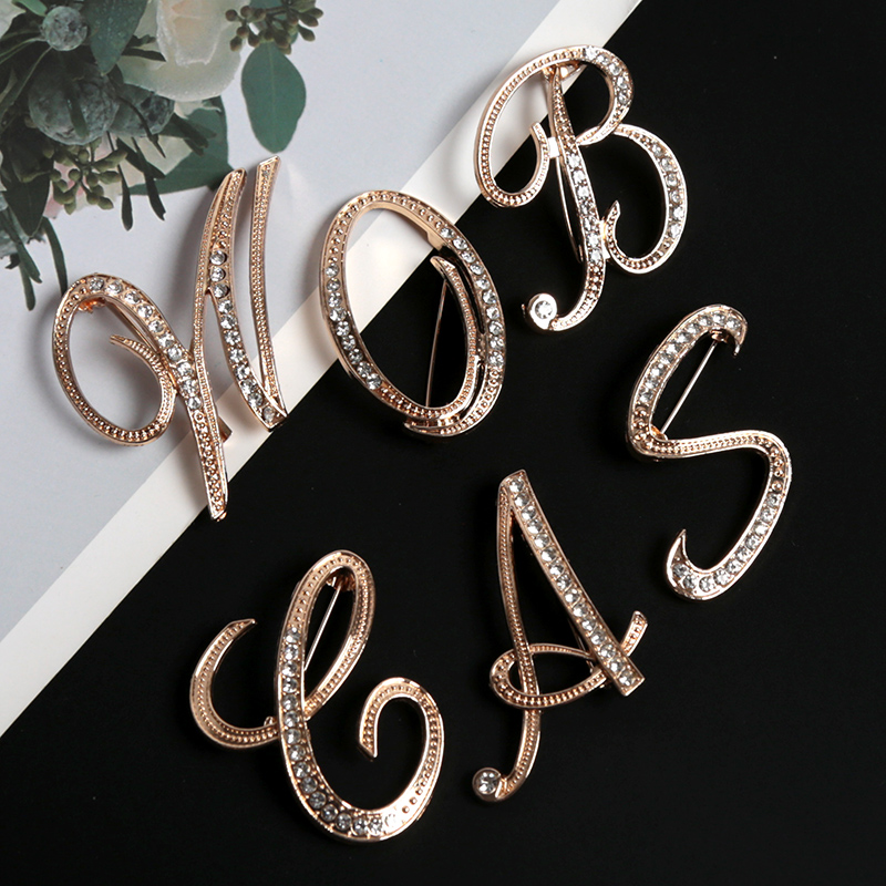 Women Accessories In English - Broszka damska z kryształkami, broszka z