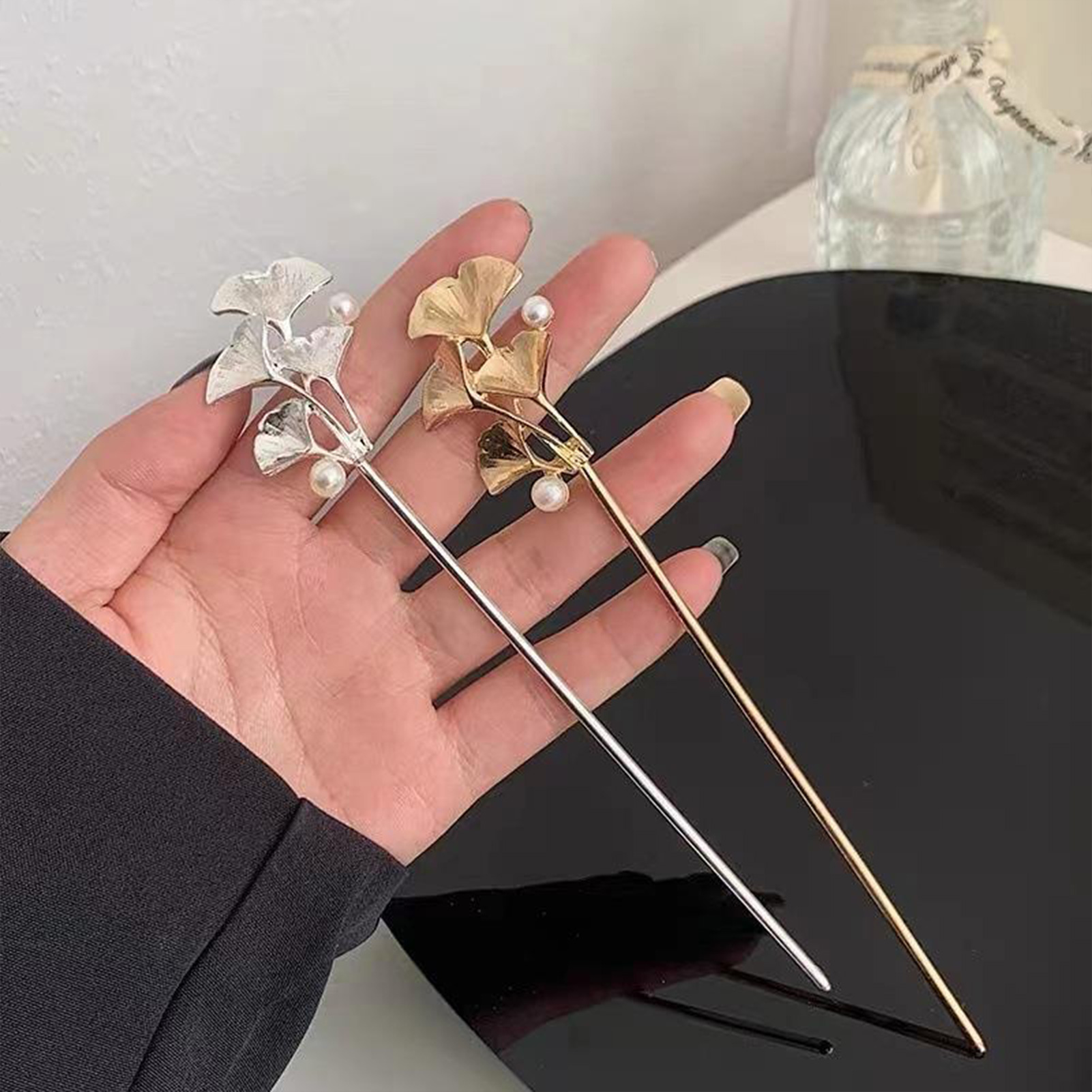 Pearl Hair Pin - Szpilka do włosów z liściem miłorzębu