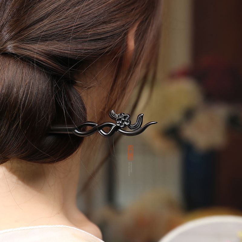 Minimalistyczna szpilka do wło – Pearl Hair Pin recenzja i cena