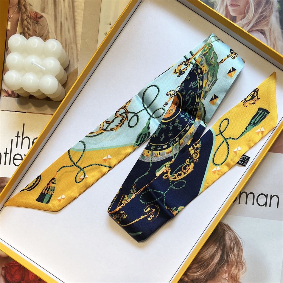 Drukowany Szal Cztery Pory Rok – Women Accessories In Wholesale recenzja i cena