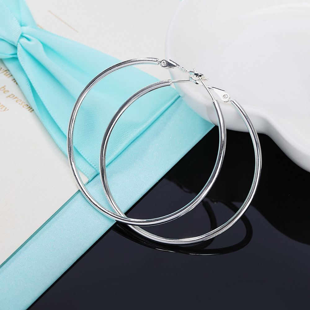 Duże okrągłe kolczyki koła ze  – Statement Earrings Oversized recenzja i cena