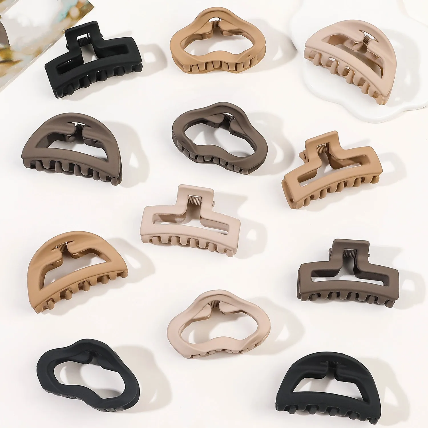 2024 nowe modne małe matowe ge – Women Accessories In Wholesale recenzja i cena