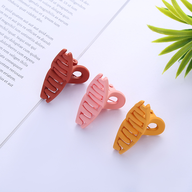 Nowa moda mała 4,5 cm matowa p – Women Accessories In Wholesale recenzja i cena